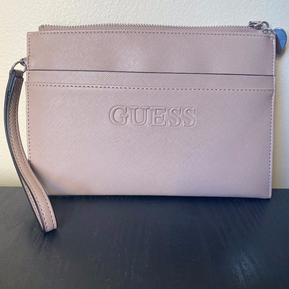 Guess Wallet - Picture 1 of 2
